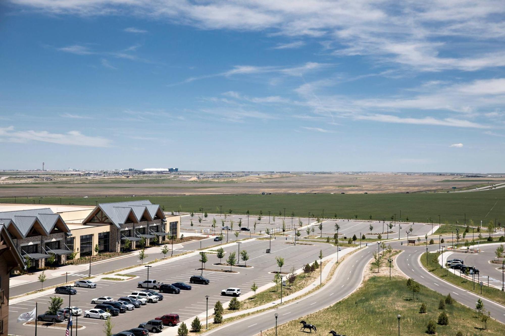 Gaylord Rockies Resort & Convention Center Aurora Exterior foto